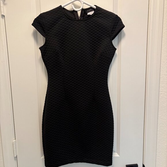 B Darlin Black Quilted Bodycon Dress Size 4 EUC - Picture 2 of 6